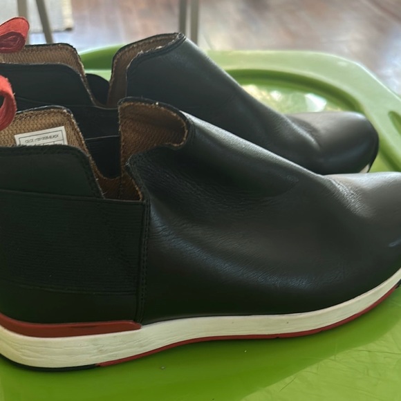 Vionic Cameo Sneaker - Picture 4 of 5